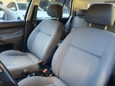 VOLKSWAGEN Golf 1.6 4P FLEX, Foto 10