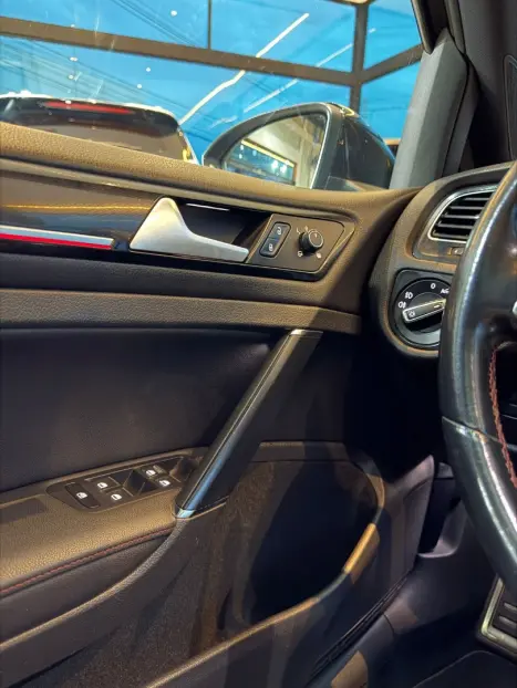 VOLKSWAGEN Golf 2.0 TSI GTI TURBO AUTOM�TICO, Foto 17