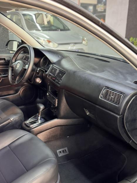 VOLKSWAGEN Golf 2.0 4P FLEX SPORTLINE AUTOM�TICO, Foto 7