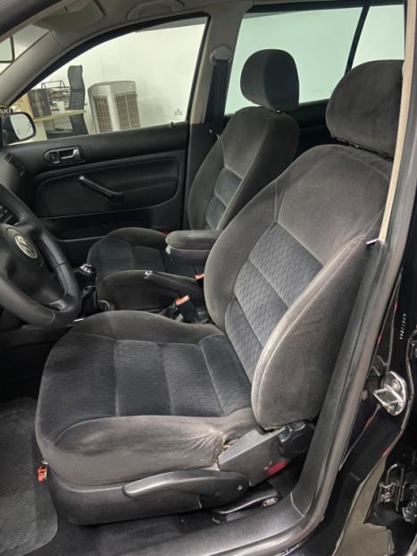 VOLKSWAGEN Golf 2.0 4P COMFORTLINE, Foto 3
