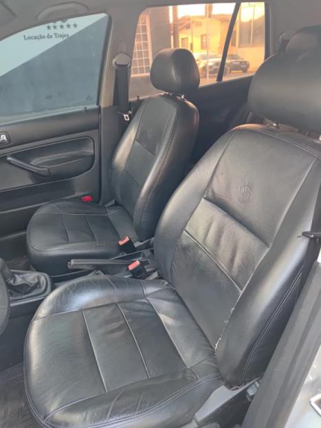 VOLKSWAGEN Golf 2.0 4P, Foto 4