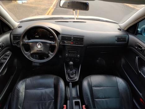 VOLKSWAGEN Golf 2.0 4P, Foto 9