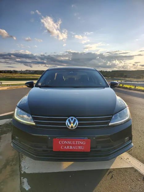 VOLKSWAGEN Jetta 1.4 4P 250 TSI TURBO CONFORTLINE AUTOMTICO, Foto 6