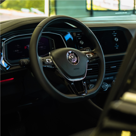 VOLKSWAGEN Jetta 1.4 4P 250 TSI TURBO CONFORTLINE AUTOMTICO, Foto 3