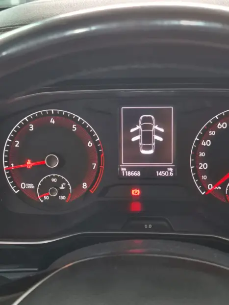 VOLKSWAGEN Jetta 1.4 4P 250 TSI TURBO COMFORTLINE AUTOMTICO, Foto 9