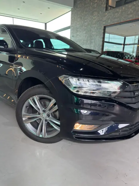 VOLKSWAGEN Jetta 1.4 4P 250 TSI R-LINE AUTOMTICO, Foto 3