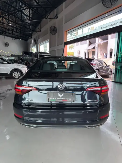 VOLKSWAGEN Jetta 1.4 4P 250 TSI R-LINE AUTOMTICO, Foto 8