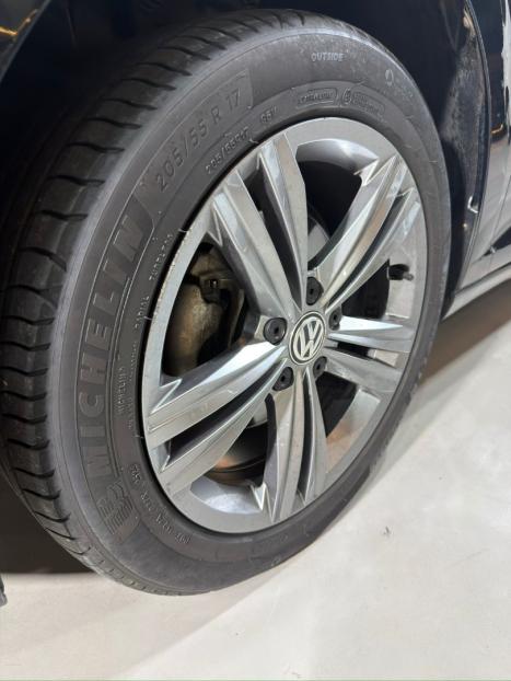 VOLKSWAGEN Jetta 1.4 4P 250 TSI R-LINE AUTOM�TICO, Foto 14