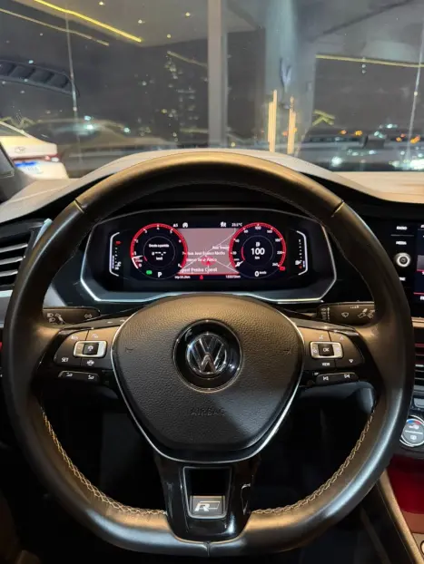 VOLKSWAGEN Jetta 1.4 4P 250 TSI R-LINE AUTOM�TICO, Foto 17