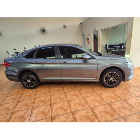 VOLKSWAGEN Jetta 1.4 4P 250 TSI TURBO COMFORTLINE AUTOMTICO, Foto 3