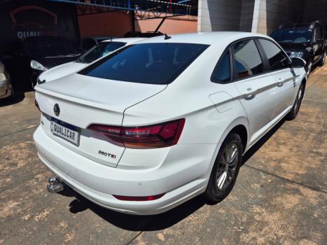 VOLKSWAGEN Jetta 1.4 4P 250 TSI TURBO COMFORTLINE AUTOM�TICO, Foto 3