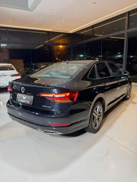 VOLKSWAGEN Jetta 1.4 4P 250 TSI R-LINE AUTOM�TICO, Foto 7