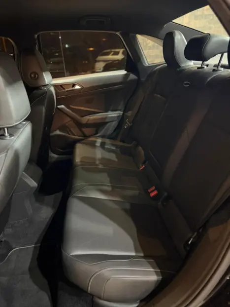 VOLKSWAGEN Jetta 1.4 4P 250 TSI R-LINE AUTOM�TICO, Foto 12