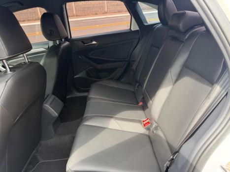 VOLKSWAGEN Jetta 1.4 4P 250 TSI R-LINE AUTOM�TICO, Foto 9