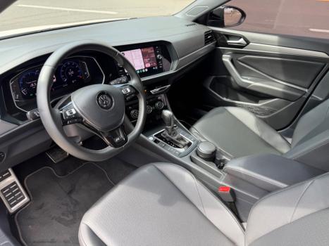 VOLKSWAGEN Jetta 1.4 4P 250 TSI R-LINE AUTOM�TICO, Foto 16