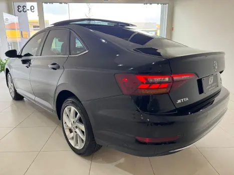VOLKSWAGEN Jetta 1.4 4P 250 TSI TURBO COMFORTLINE AUTOM�TICO, Foto 9