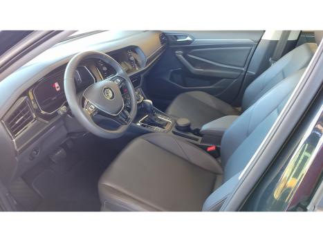 VOLKSWAGEN Jetta 1.4 4P 250 TSI TURBO COMFORTLINE AUTOM�TICO, Foto 2