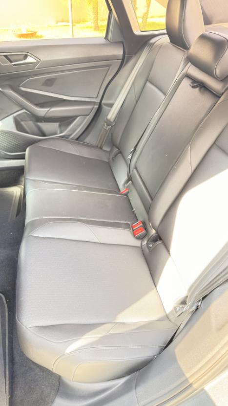 VOLKSWAGEN Jetta 1.4 4P 250 TSI R-LINE AUTOM�TICO, Foto 8