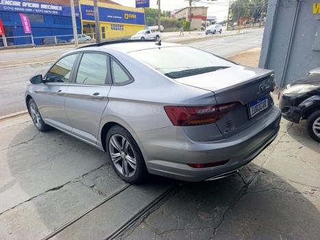 VOLKSWAGEN Jetta 1.4 4P 250 TSI R-LINE AUTOM�TICO, Foto 4