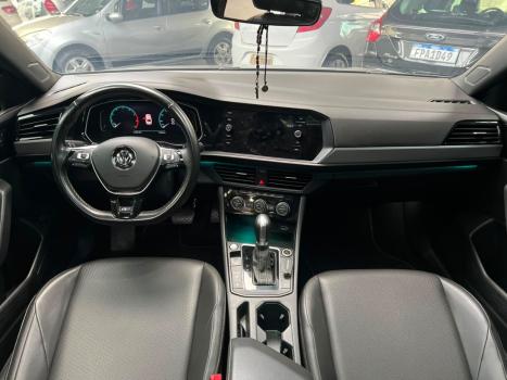 VOLKSWAGEN Jetta 1.4 4P 250 TSI R-LINE AUTOM�TICO, Foto 2