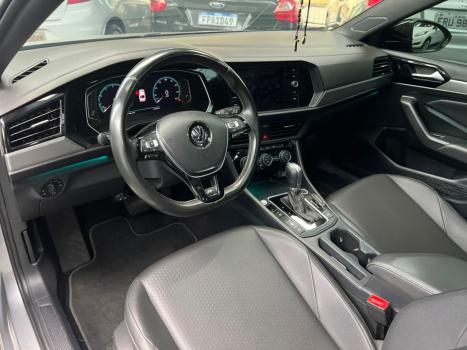 VOLKSWAGEN Jetta 1.4 4P 250 TSI R-LINE AUTOM�TICO, Foto 3