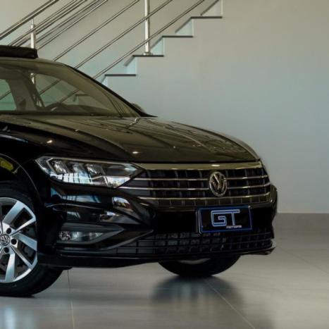 VOLKSWAGEN Jetta 1.4 4P 250 TSI TURBO COMFORTLINE AUTOM�TICO, Foto 4