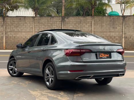 VOLKSWAGEN Jetta 1.4 4P 250 TSI R-LINE AUTOM�TICO, Foto 5