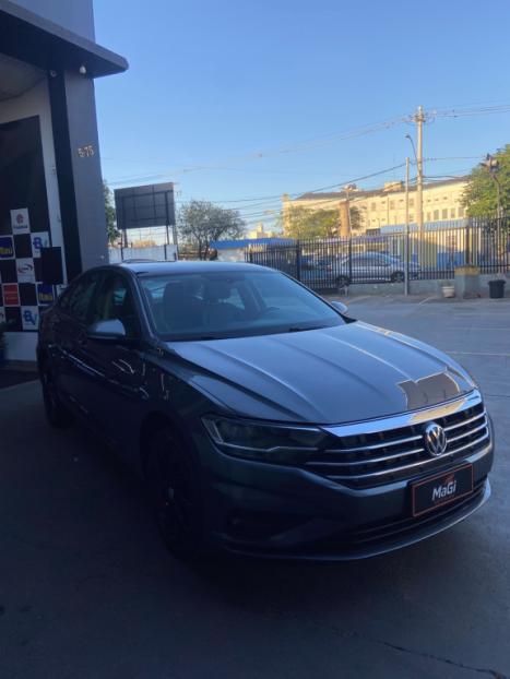 VOLKSWAGEN Jetta 1.4 4P 250 TSI TURBO COMFORTLINE AUTOMÁTICO, Foto 2