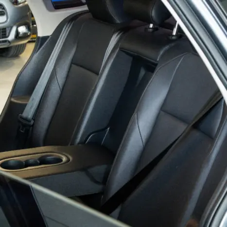 VOLKSWAGEN Jetta 1.4 4P 250 TSI TURBO COMFORTLINE AUTOMÁTICO, Foto 14