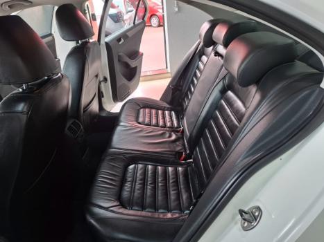 VOLKSWAGEN Jetta 2.0 4P TSI HIGHLINE 200 CV AUTOMÁTICO, Foto 9 VOLKSWAGEN Jetta 2.0 4P TSI HIGHLINE 200 CV AUTOMÁTICO, Foto 9