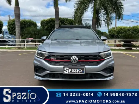 VOLKSWAGEN Jetta 2.0 4P 350 TSI GLI AUTOMÁTICO DSG, Foto 2 VOLKSWAGEN Jetta 2.0 4P 350 TSI GLI AUTOMÁTICO DSG, Foto 2