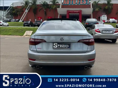 VOLKSWAGEN Jetta 2.0 4P 350 TSI GLI AUTOMÁTICO DSG, Foto 5 VOLKSWAGEN Jetta 2.0 4P 350 TSI GLI AUTOMÁTICO DSG, Foto 5