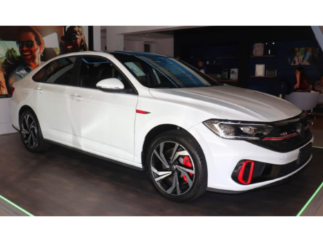 VOLKSWAGEN Jetta 2.0 4P 350 TSI GLI AUTOMÁTICO DSG, Foto 1 VOLKSWAGEN Jetta 2.0 4P 350 TSI GLI AUTOMÁTICO DSG, Foto 1