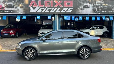 VOLKSWAGEN Jetta 2.0 4P COMFORTLINE FLEX, Foto 1