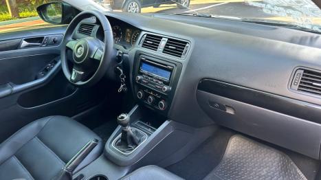 VOLKSWAGEN Jetta 2.0 4P COMFORTLINE FLEX, Foto 9