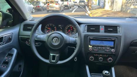 VOLKSWAGEN Jetta 2.0 4P COMFORTLINE FLEX, Foto 13