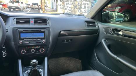 VOLKSWAGEN Jetta 2.0 4P COMFORTLINE FLEX, Foto 15