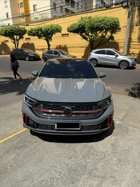 VOLKSWAGEN Jetta 2.0 4P 350 TSI GLI AUTOMTICO DSG, Foto 2