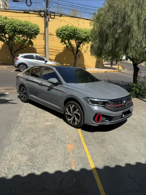 VOLKSWAGEN Jetta 2.0 4P 350 TSI GLI AUTOMTICO DSG, Foto 3