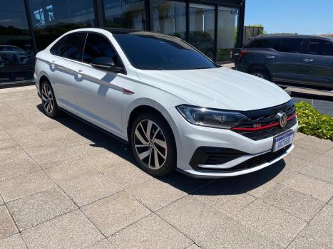 VOLKSWAGEN Jetta 2.0 4P 350 TSI GLI AUTOMÁTICO DSG, Foto 3 VOLKSWAGEN Jetta 2.0 4P 350 TSI GLI AUTOMÁTICO DSG, Foto 3