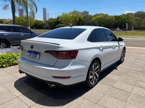 VOLKSWAGEN Jetta 2.0 4P 350 TSI GLI AUTOMÁTICO DSG, Foto 5 VOLKSWAGEN Jetta 2.0 4P 350 TSI GLI AUTOMÁTICO DSG, Foto 5