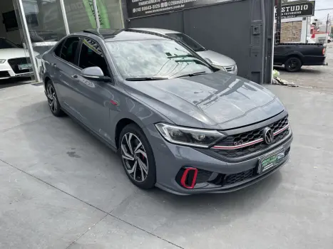 VOLKSWAGEN Jetta 2.0 4P 350 TSI GLI AUTOMÁTICO DSG, Foto 12 VOLKSWAGEN Jetta 2.0 4P 350 TSI GLI AUTOMÁTICO DSG, Foto 12