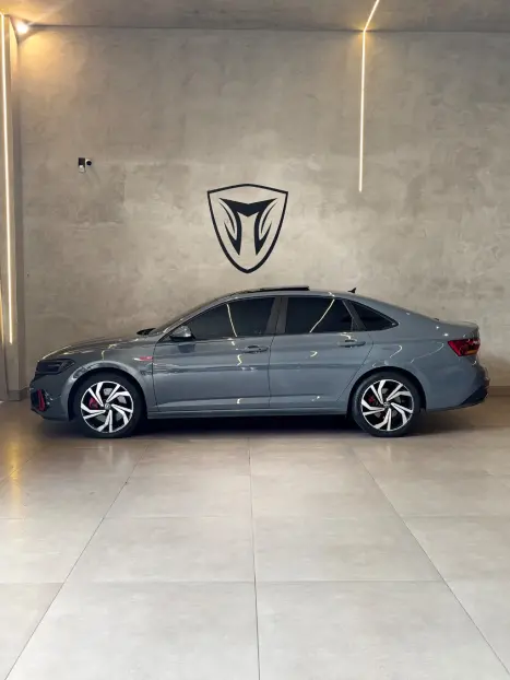 VOLKSWAGEN Jetta 2.0 4P 350 TSI GLI AUTOM�TICO DSG, Foto 4