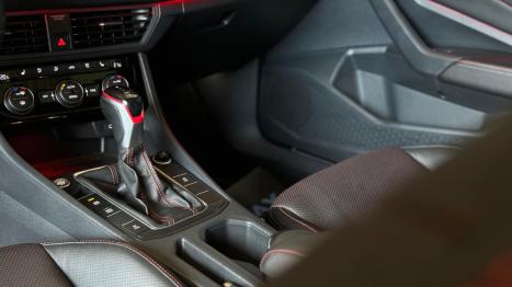 VOLKSWAGEN Jetta 2.0 4P 350 TSI GLI AUTOM�TICO DSG, Foto 18