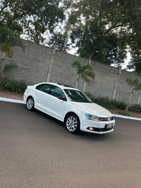 VOLKSWAGEN Jetta 2.0 4P FLEX COMFORTLINE TIPTRONIC AUTOM�TICO, Foto 2