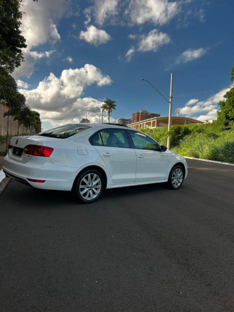 VOLKSWAGEN Jetta 2.0 4P FLEX COMFORTLINE TIPTRONIC AUTOM�TICO, Foto 6