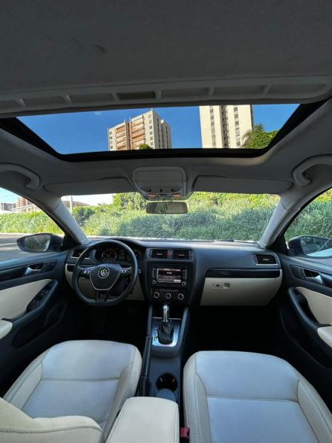 VOLKSWAGEN Jetta 2.0 4P FLEX COMFORTLINE TIPTRONIC AUTOM�TICO, Foto 9