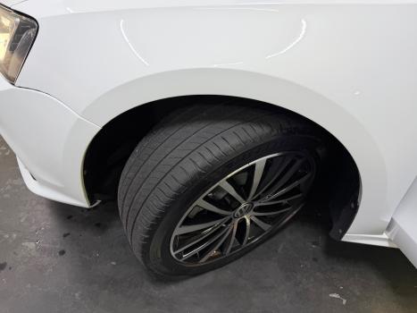 VOLKSWAGEN Jetta 2.0 4P TSI HIGHLINE 211 CV AUTOM�TICO, Foto 14