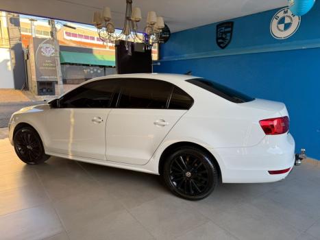 VOLKSWAGEN Jetta 2.0 4P TSI HIGHLINE 200 CV AUTOM�TICO, Foto 4