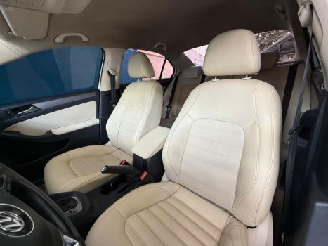 VOLKSWAGEN Jetta 2.0 4P TSI HIGHLINE 200 CV AUTOM�TICO, Foto 8